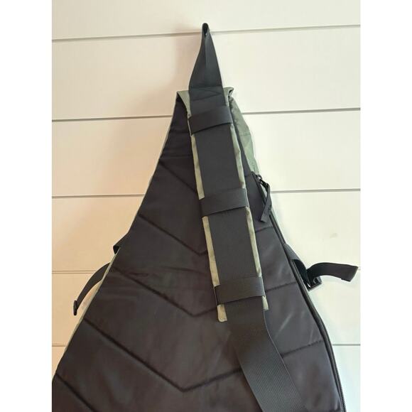 Urban Outfitters Bag | Backpack | Sling Bag - New w/ Tags! - Picture 8 of 11